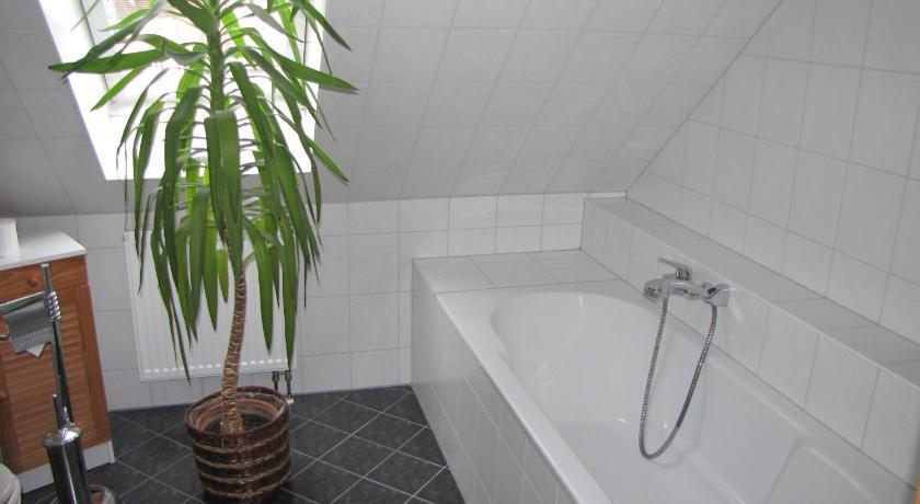 Pension Am Deich Kröslin Chambre photo