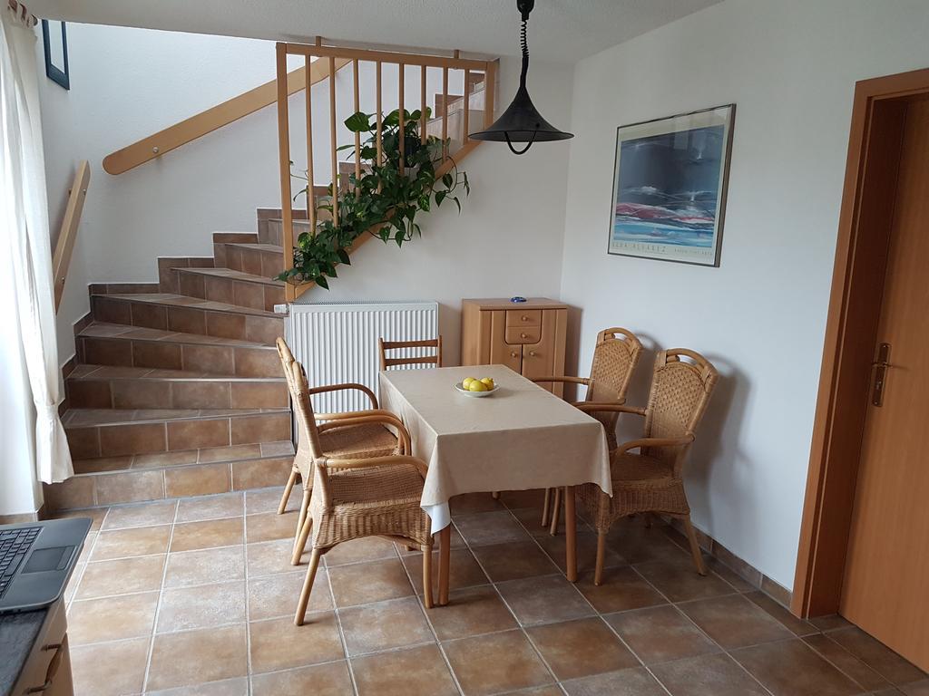 Pension Am Deich Kröslin Extérieur photo