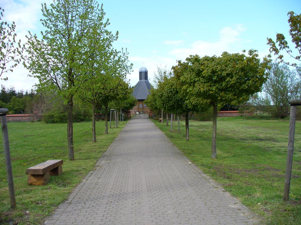 Pension Am Deich Kröslin Extérieur photo