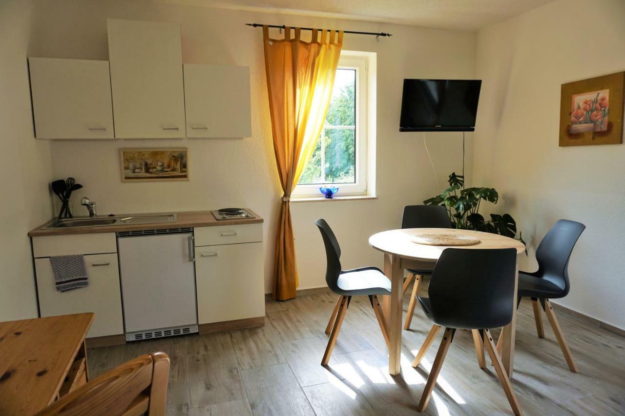 Pension Am Deich Kröslin Extérieur photo