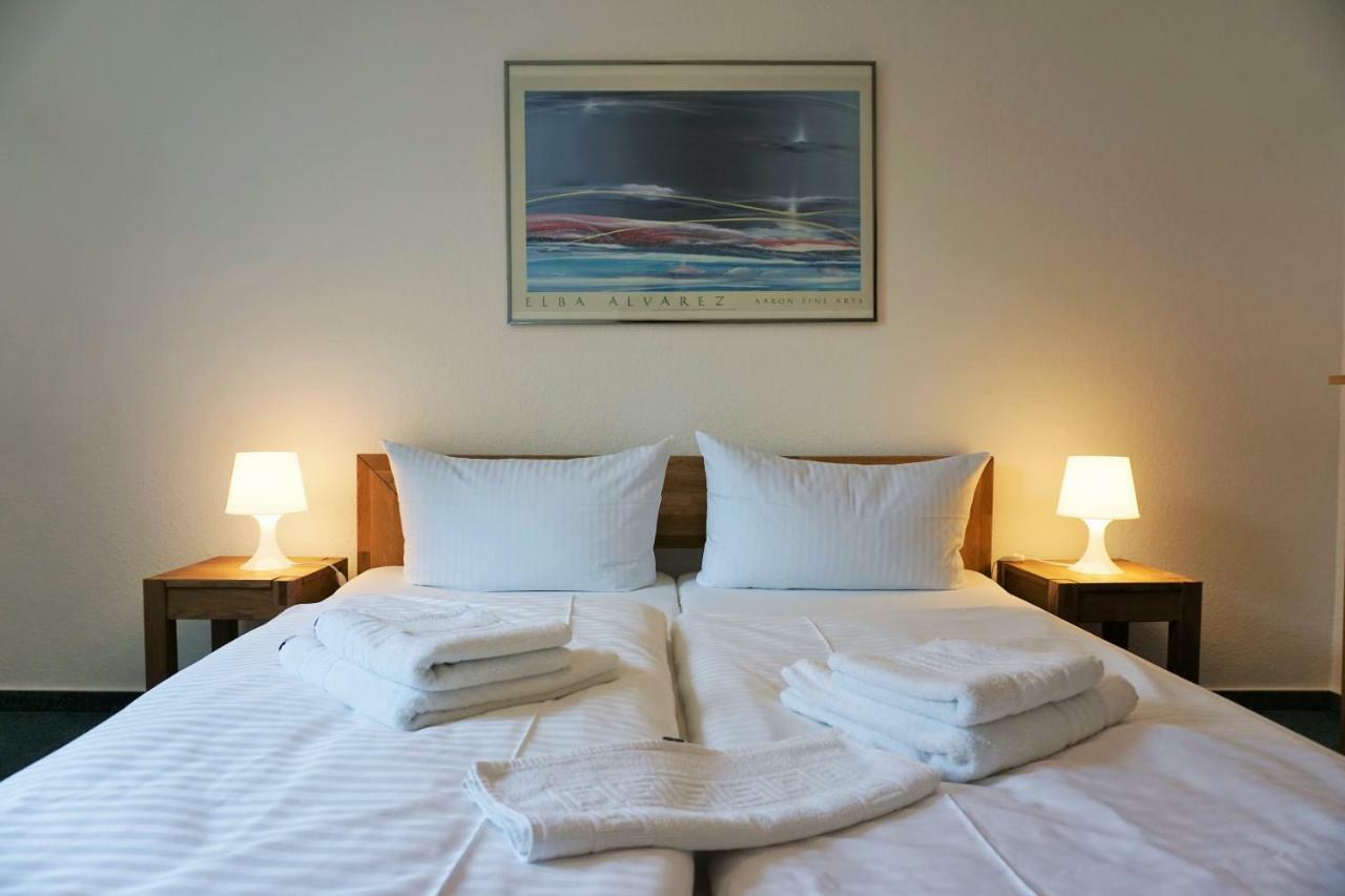 Pension Am Deich Kröslin Extérieur photo